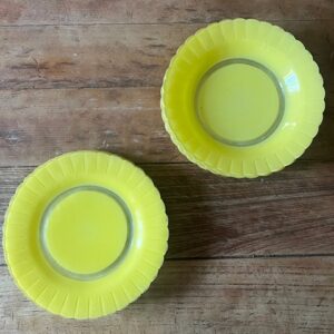 Alternative view of Les miss Duralex