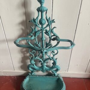 Alternative view of Le stylé