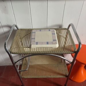 Alternative view of Et en plus elle roule