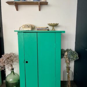 Alternative view of L'heureux