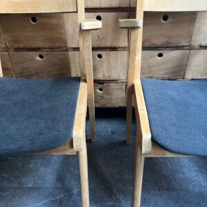 Alternative view of Les chanceux