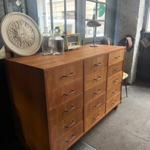 Alternative view of L'indécent