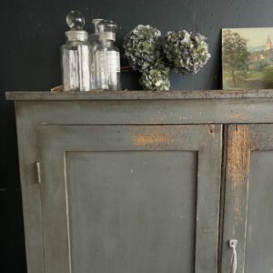 Alternative view of Le généreux