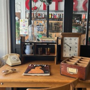 Alternative view of The clock