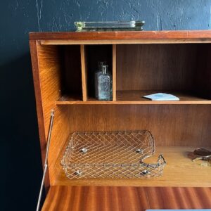 Alternative view of Le perché