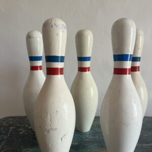 Alternative view of Les dames quilles