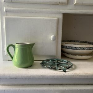 Alternative view of Le trop chou