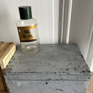 Alternative view of Mise en boite